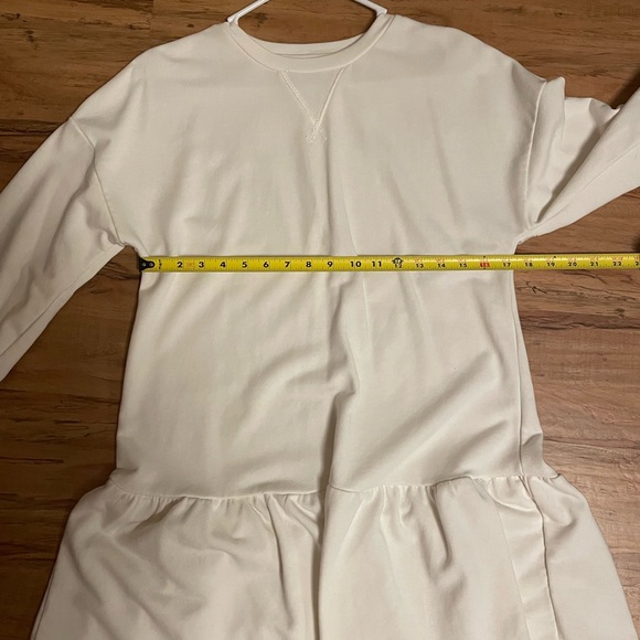 Express Women’s White Sweatshirt Dress, Tunic Dress - Picture 6 of 6